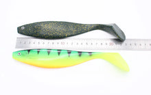 Charger l&#39;image dans la galerie, Leurre Souple Géant 22,5 cm – Big Swimmer Shad pour Brochet (1 pièce)
